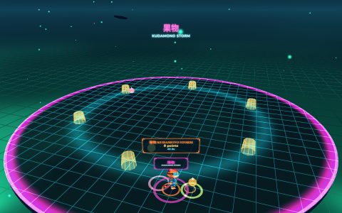 Kudamono Storm: holo-fruit baskets round the rim and a kitten in the middle, ready to cut